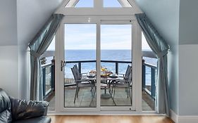 Schooner House - Panoramic Sea Views And Parking